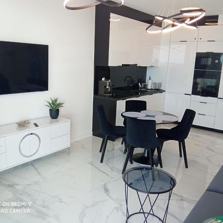 Apartament Z Widokiem Na Morze W Kompleksie Hevenia Rewal Exteriér fotografie